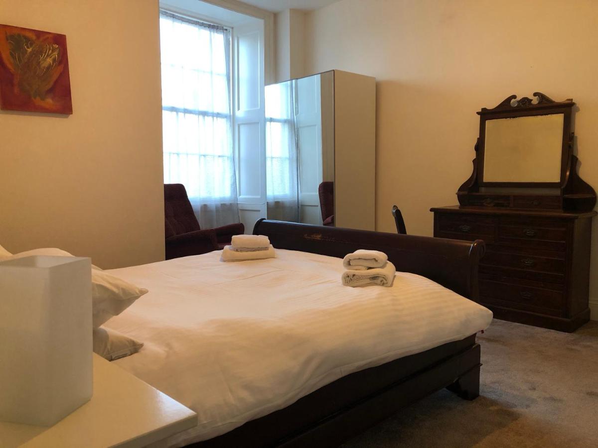 Caynham Court - Housity