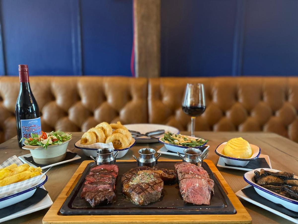 The Bull Inn - Housity