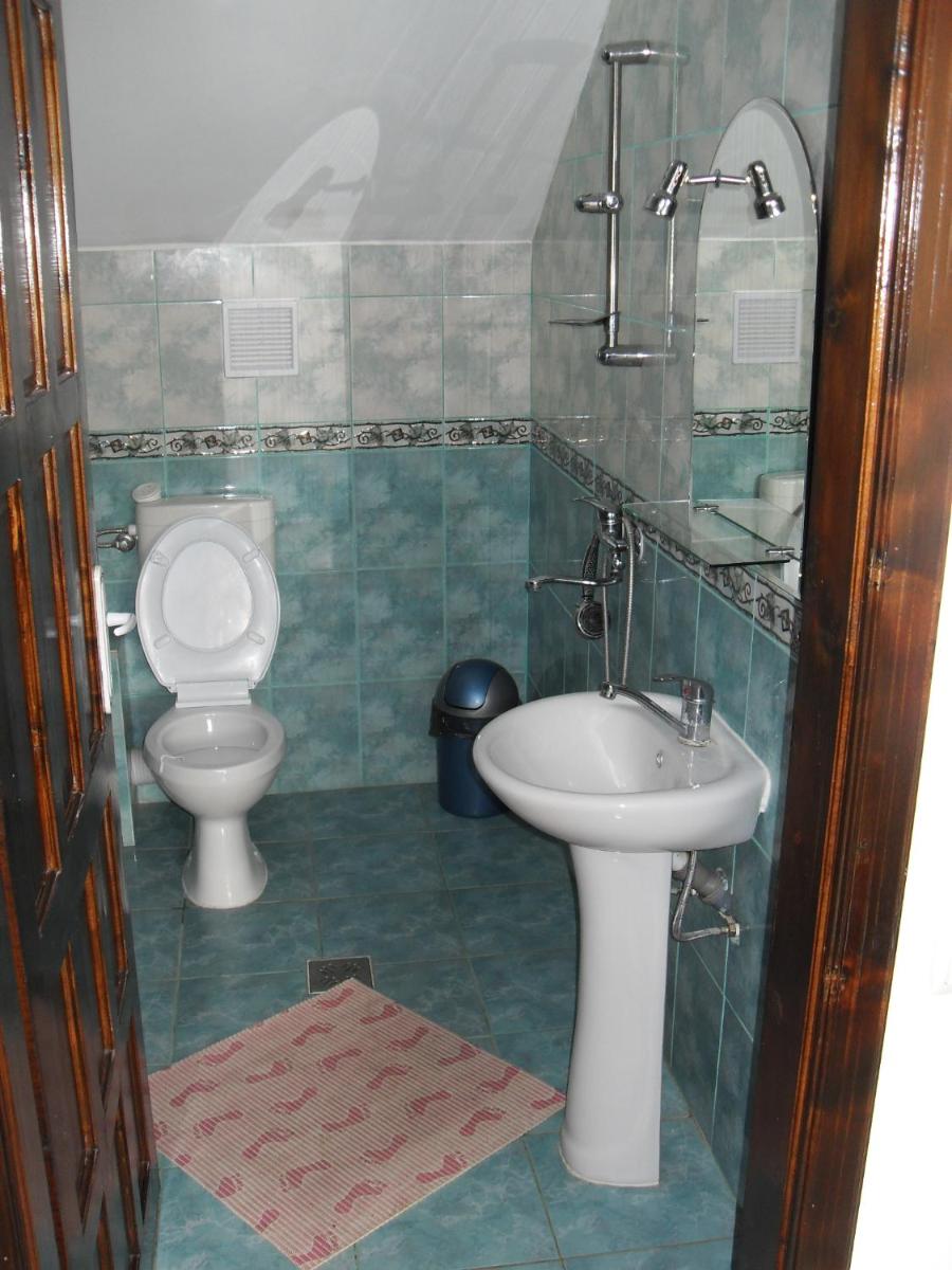 Nopti de Vara Transfăgărășan - Housity