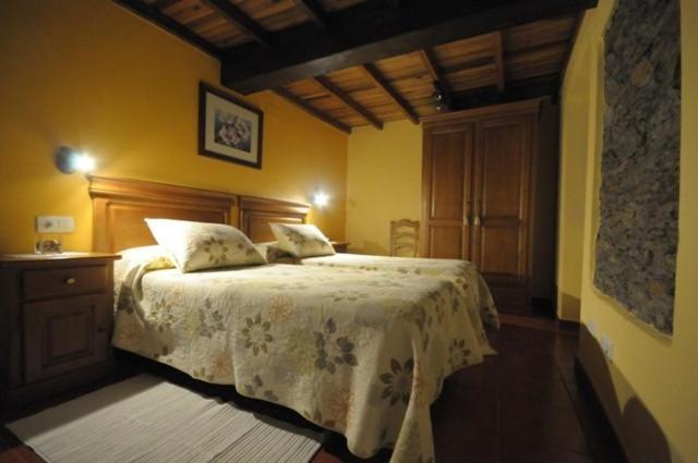 Apartamentos Rurales Romallande - Housity