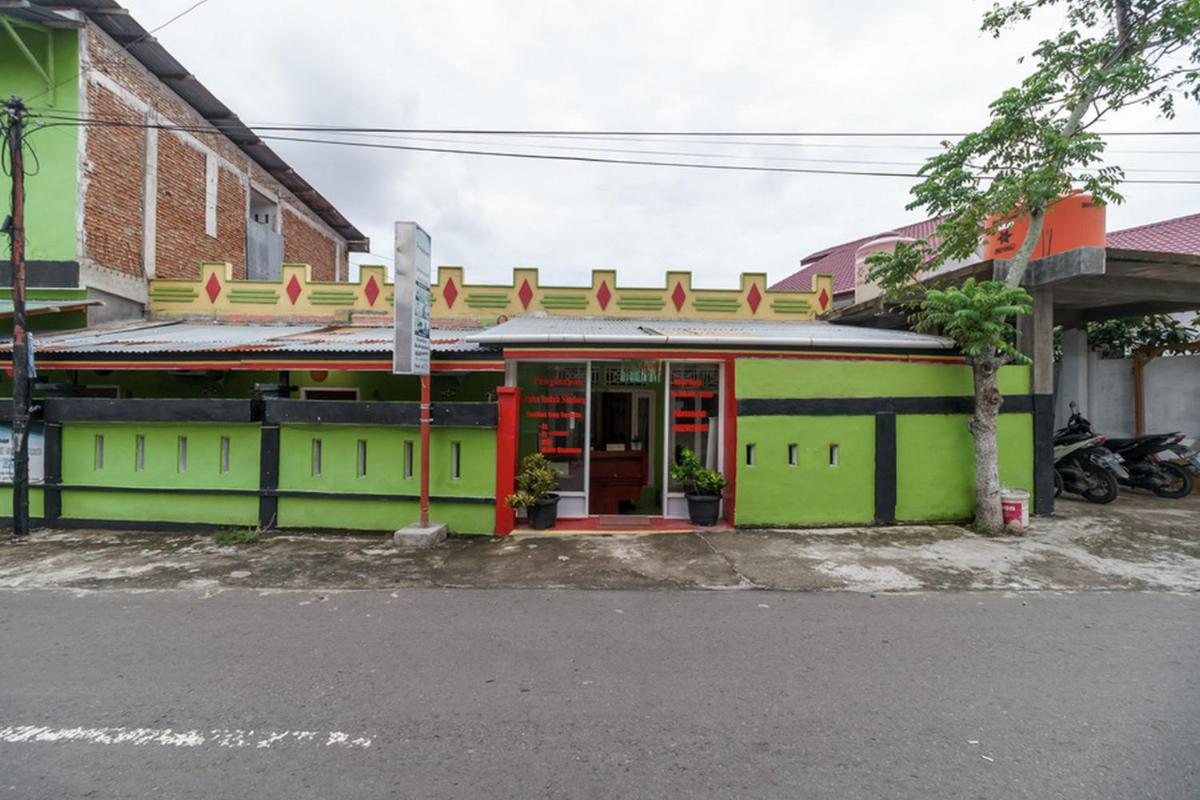 RedDoorz Syariah near Paradiso Beach Sabang - Housity