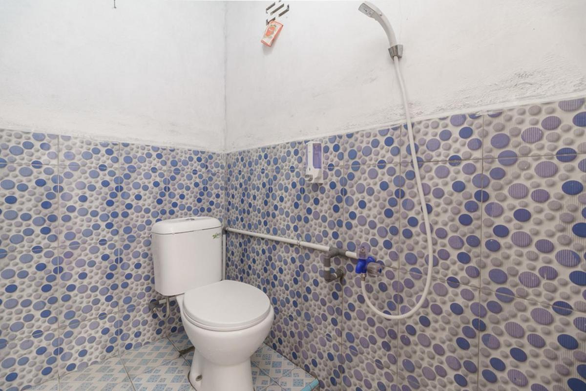 RedDoorz Syariah near Paradiso Beach Sabang - Housity