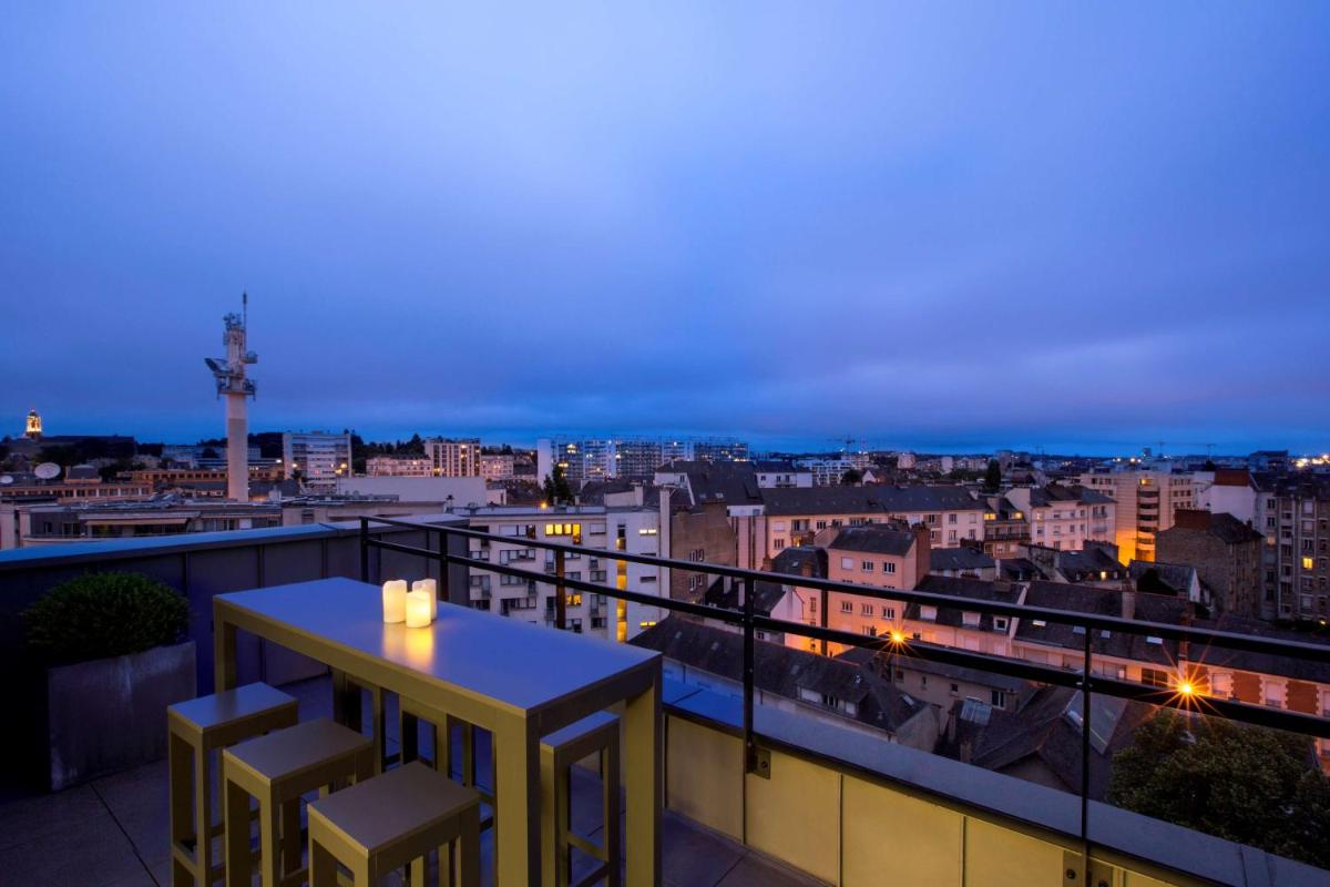Vue générale sur Rennes ou vue de la ville depuis l'hôtel