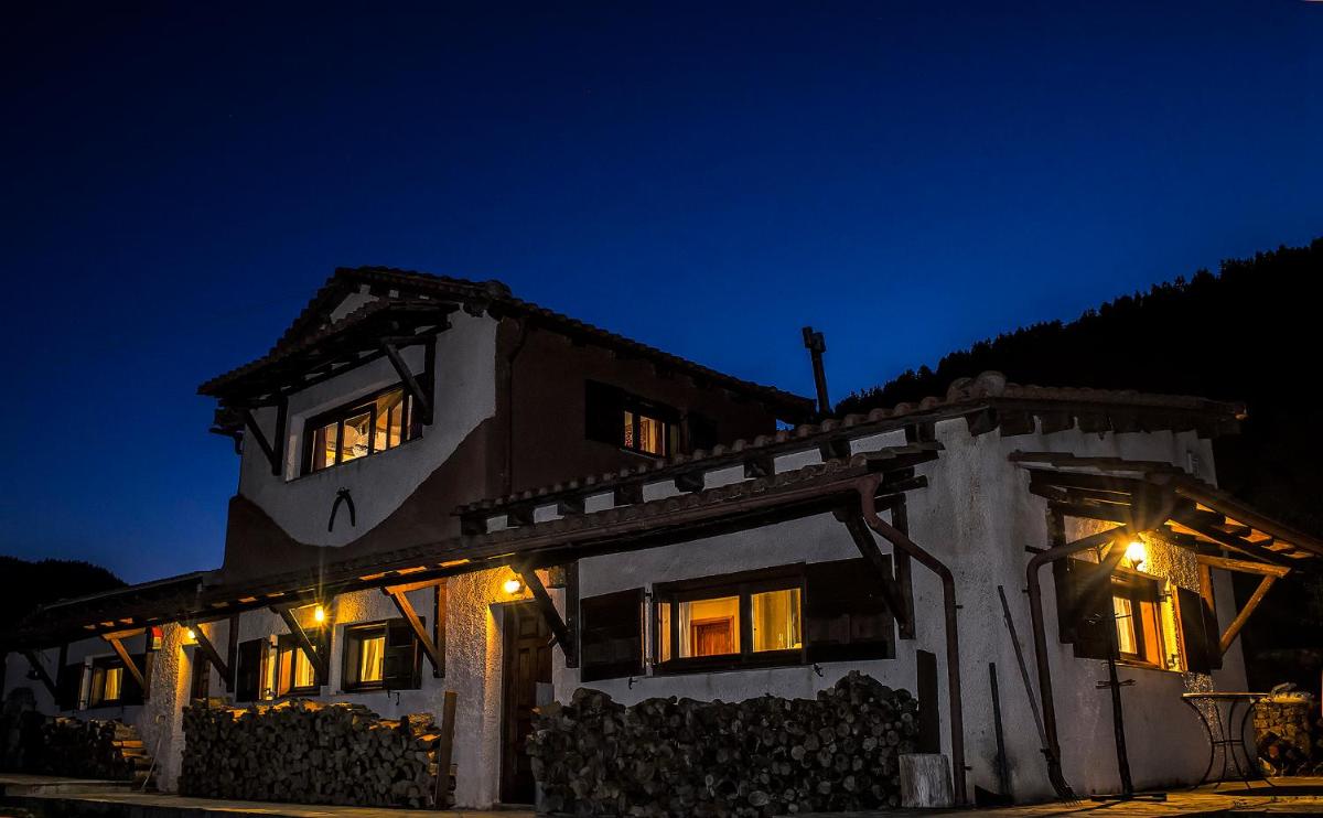 Eleni Country Cottage 2 - Housity
