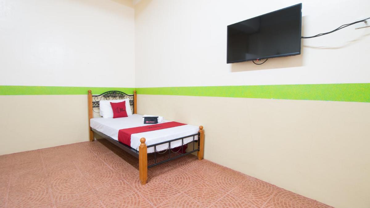 Suitetrails - RedDoorz Praferosa Resort Hotel Calamba