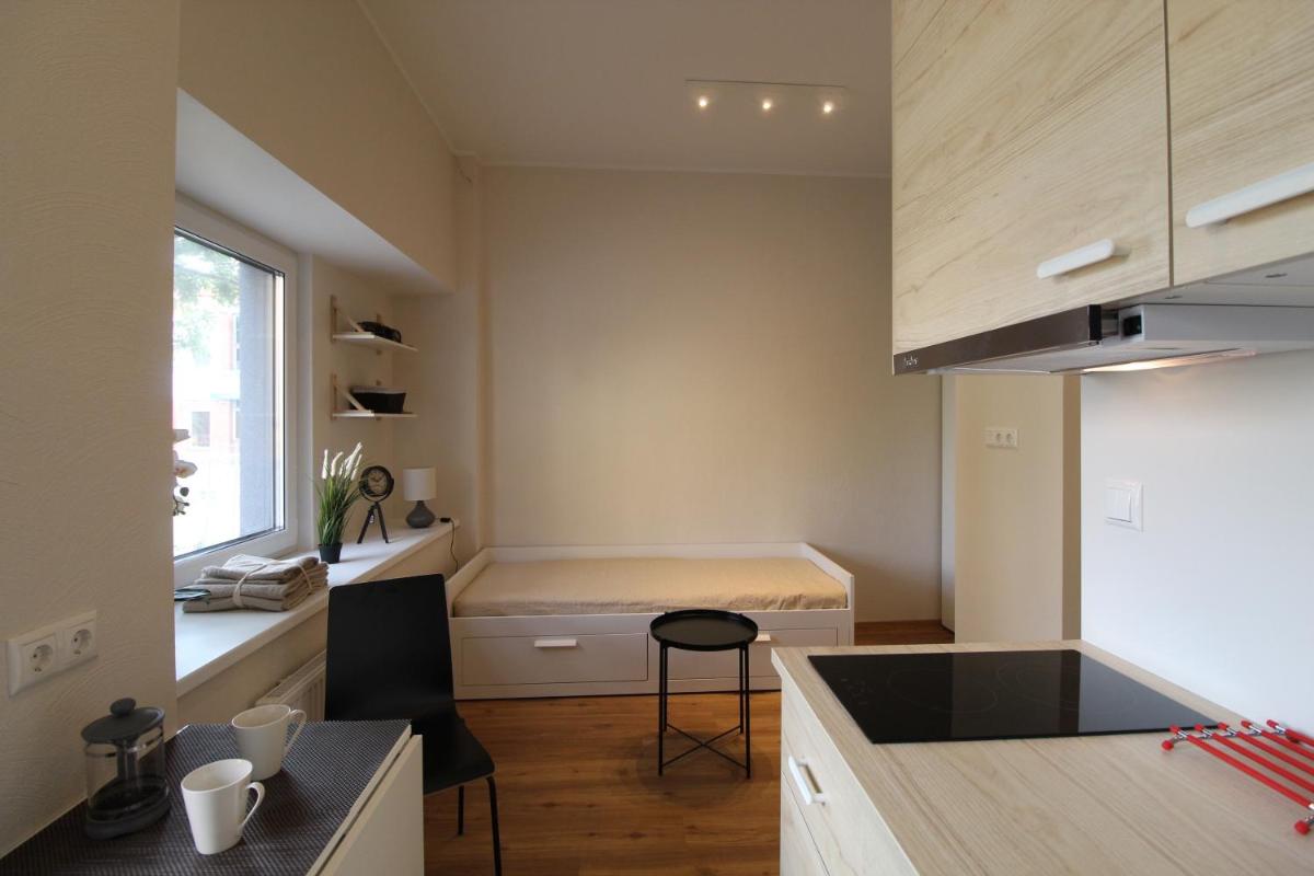 El Castillo Apartments - Housity