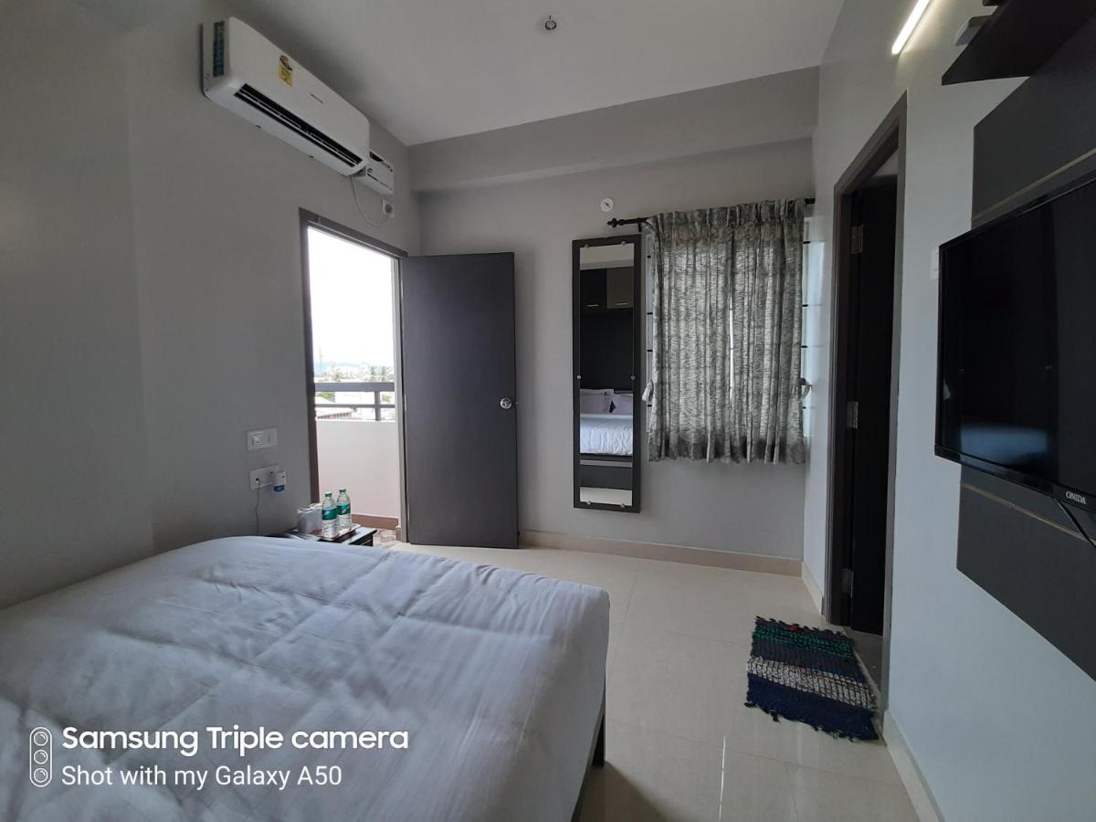 Viswa Residency by Azalea - Housity