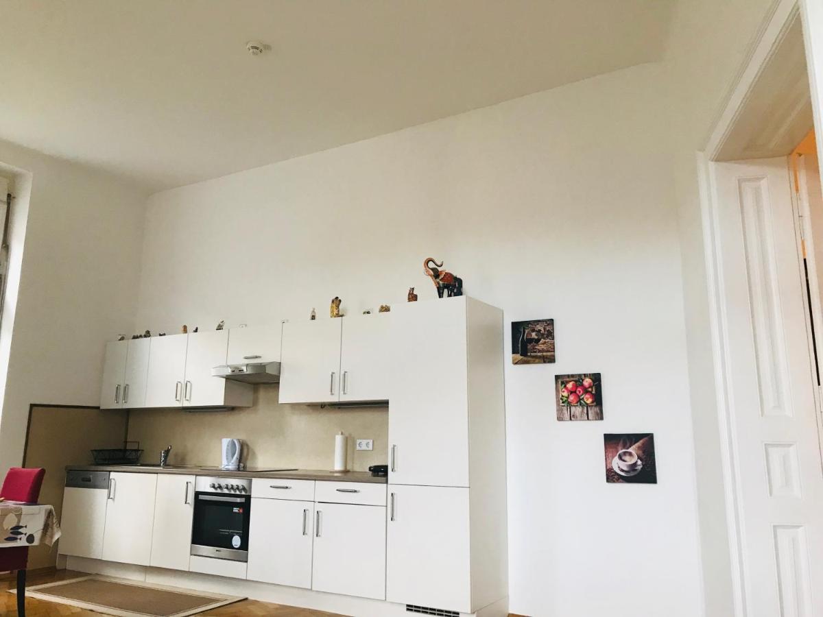 Lilian´s Royal Apartment - Housity