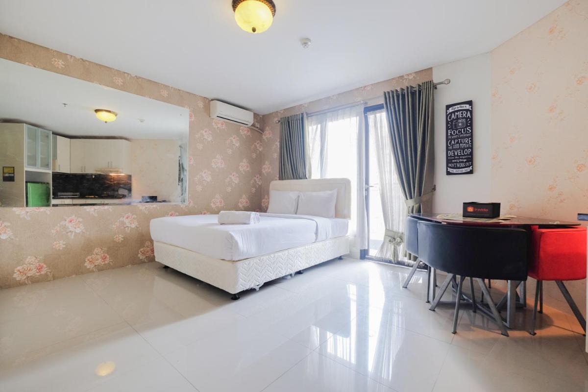 Best Price Studio Apartment at Tamansari Semanggi By Travelio - Housity