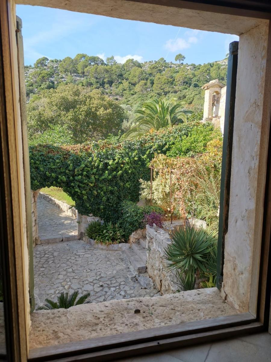 Jardín al aire libre en Ca'n Beneït