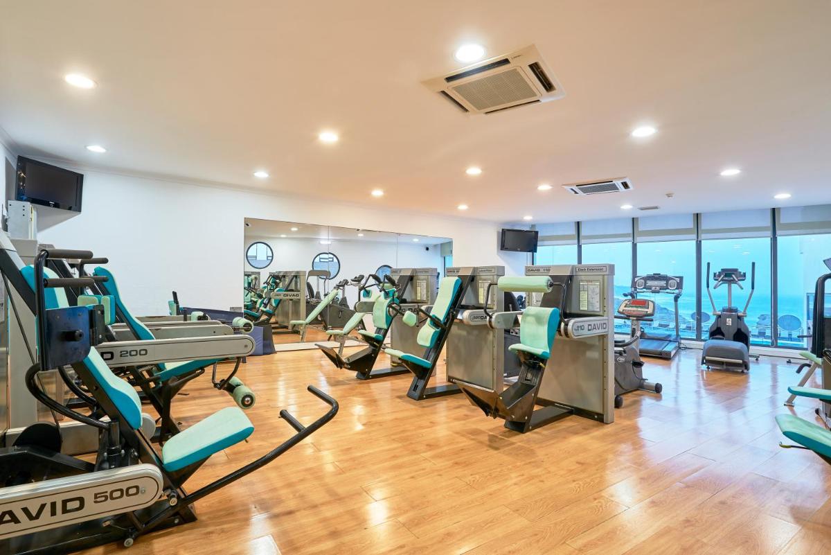 O centro de fitness e/ou as comodidades de fitness de Hotel Golf Mar