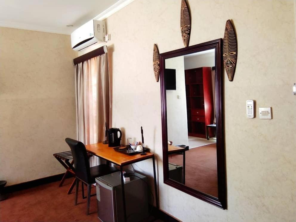 Suitetrails - MOHATO GUESTHOUSE