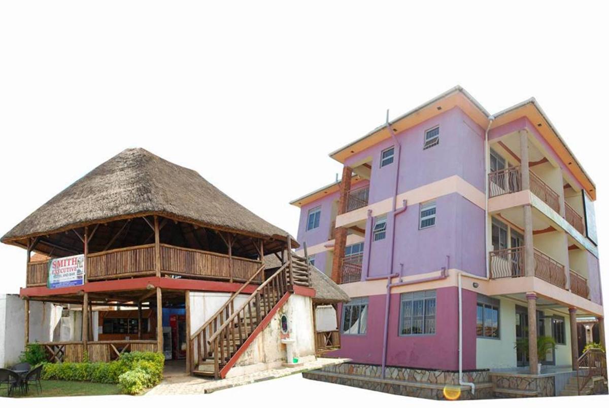 Smith Executive Motel Kampala - Housity