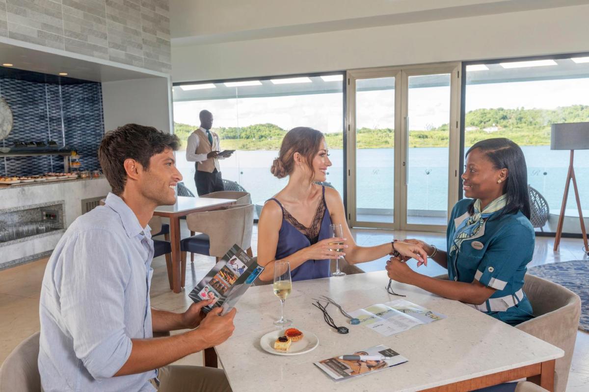 Royalton Antigua, An Autograph Collection All-Inclusive Resort - Housity