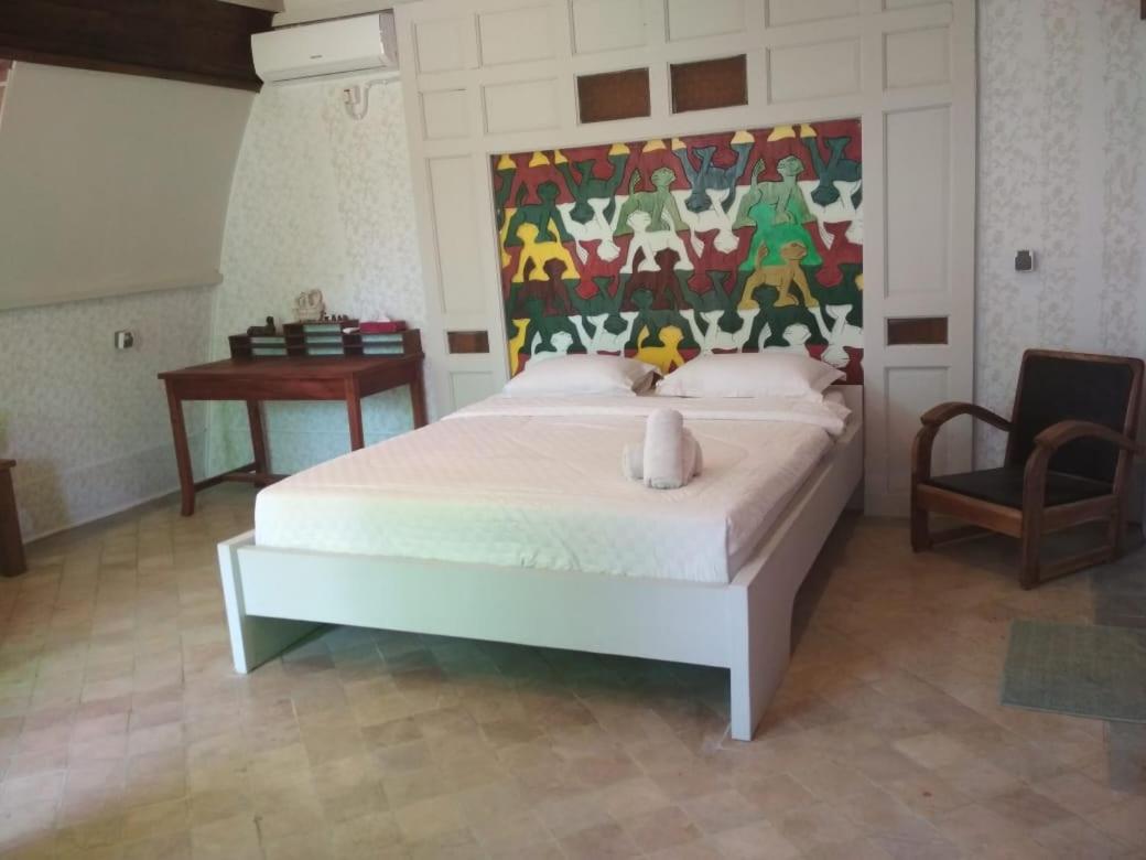 Kampung Bugis by Villa Isabella Putri - Housity