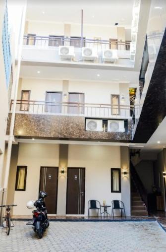 Halona Residence - Housity