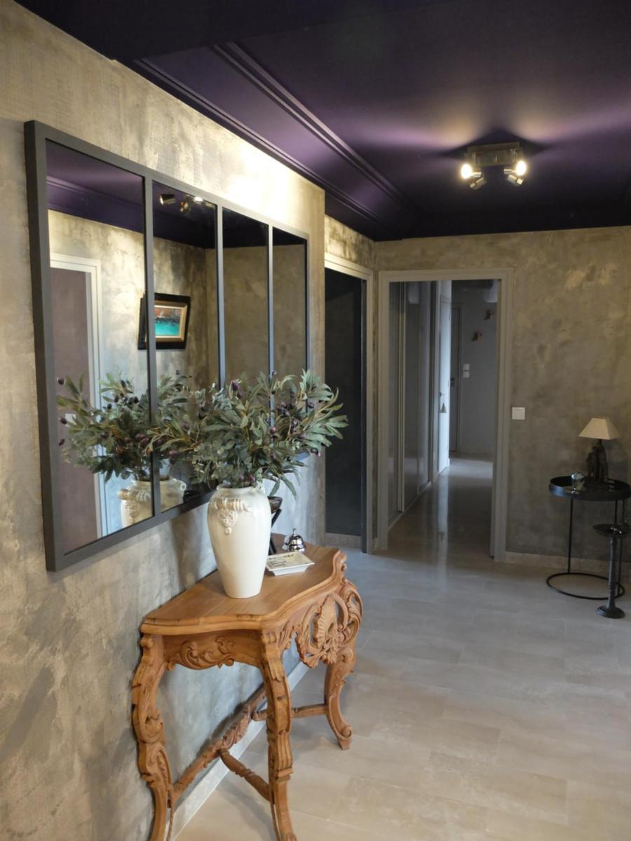 Jolie chambre à louer - Vue Imprenable - Housity