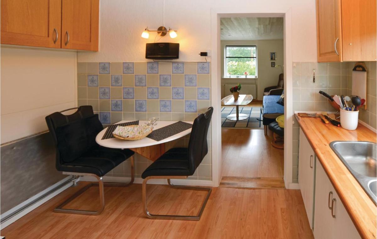 Cozy Apartment In Sønderborg With Wifi - Housity