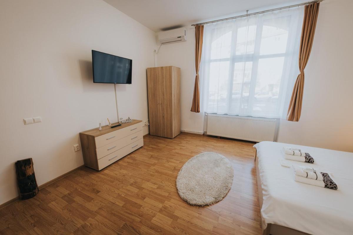 Suitetrails - Gavri's Classic Apartment