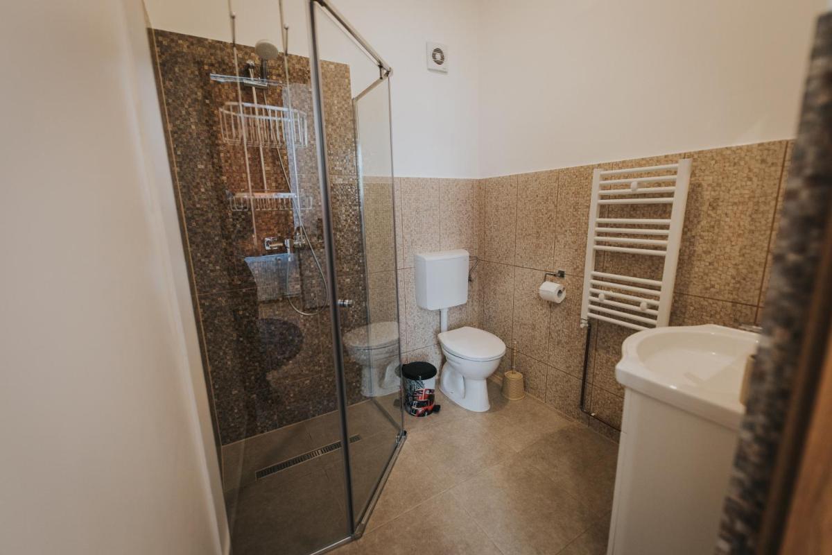 Suitetrails - Gavri's Classic Apartment