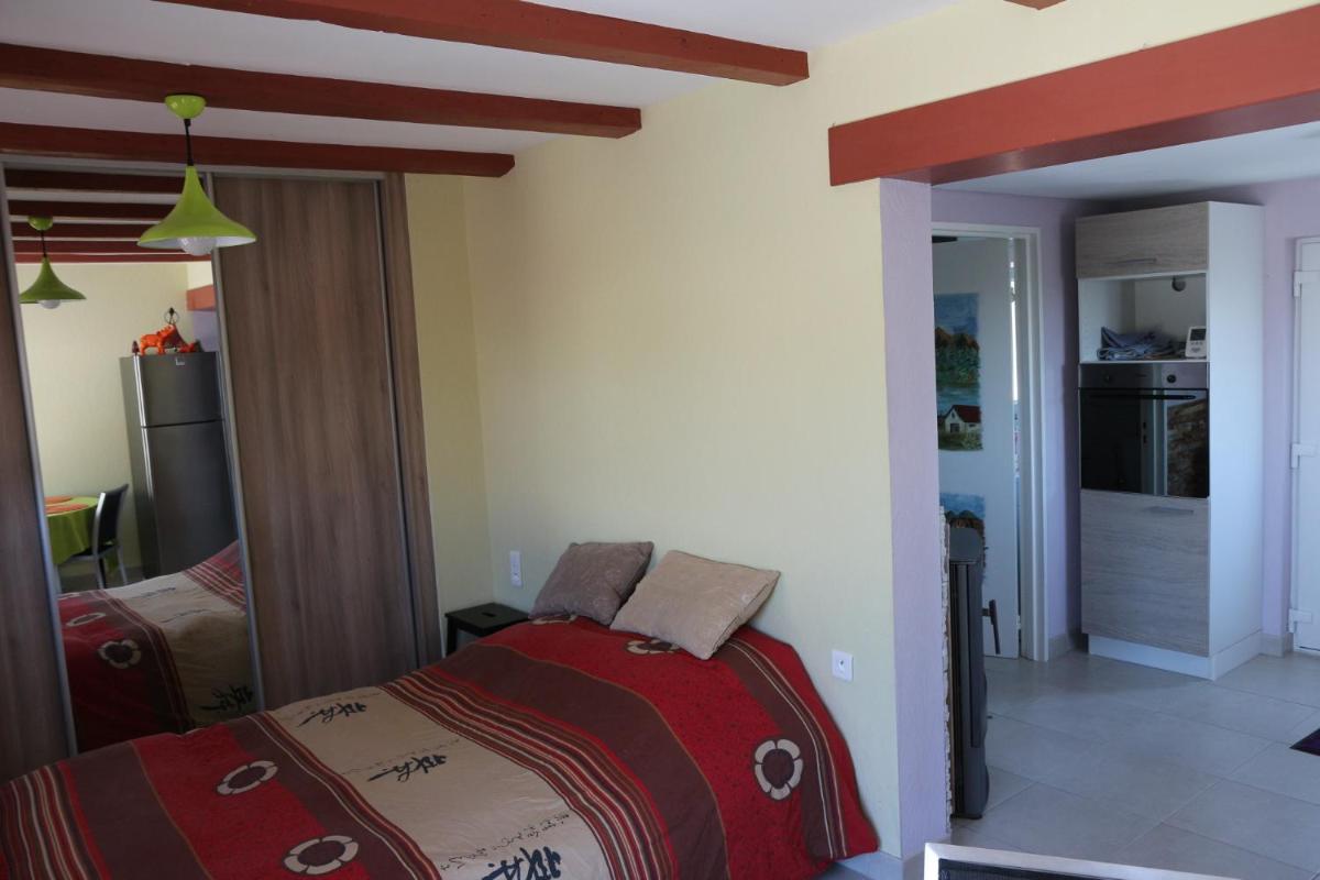 Gîte chez Claude & Jacqueline - Housity