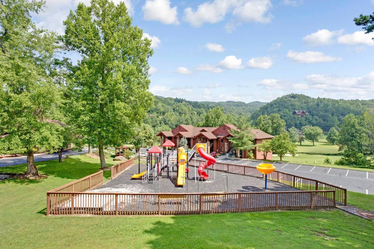 Hilton Vacation Club Bent Creek Golf Village Gatlinburg - Housity