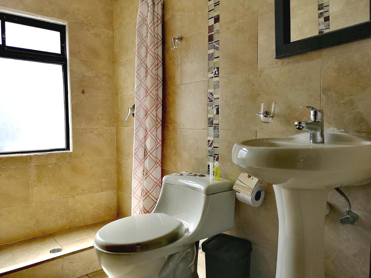 Suitetrails - Hotel Muros Quito