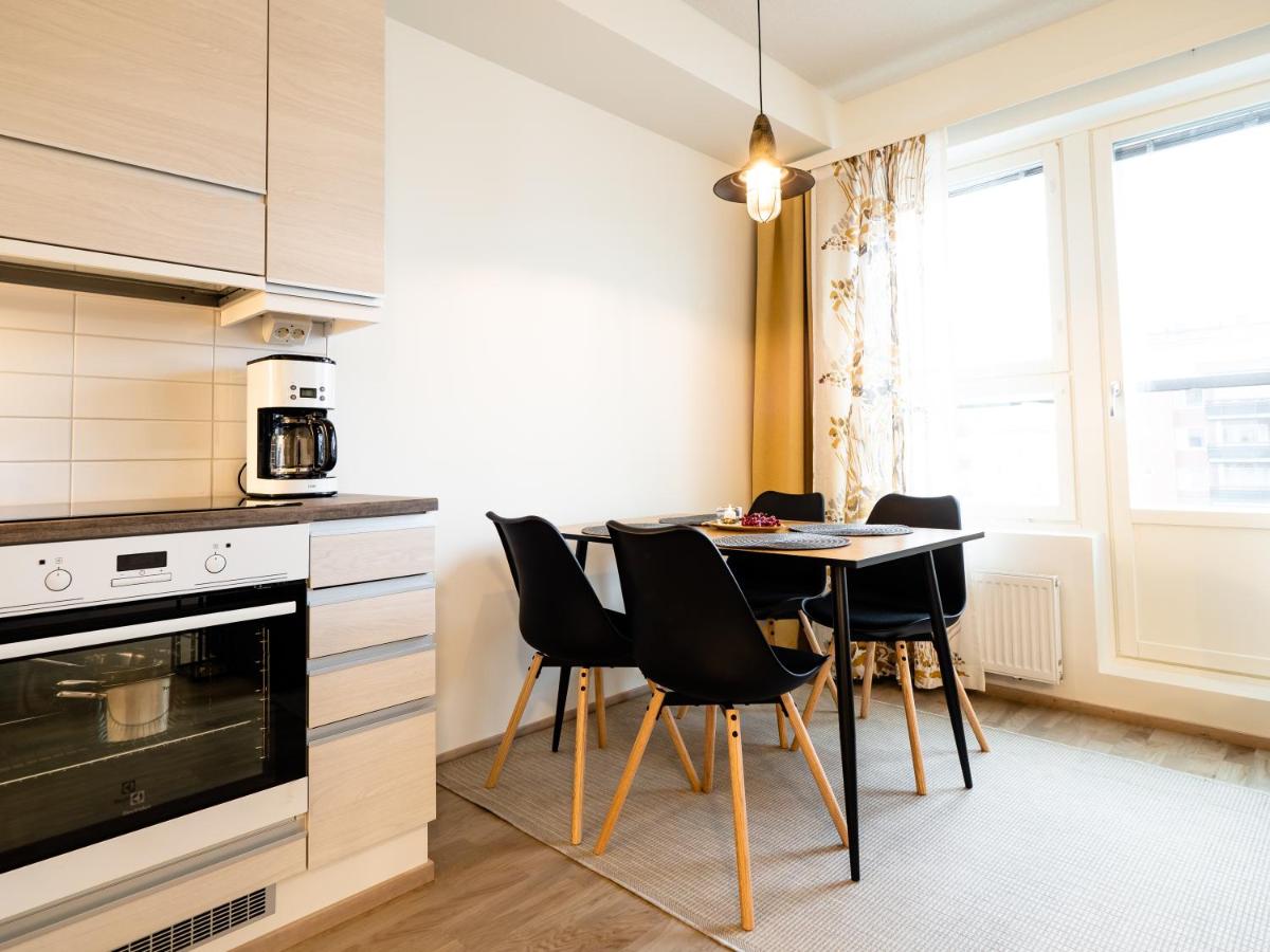 First Aparthotel Comet - Hizvo
