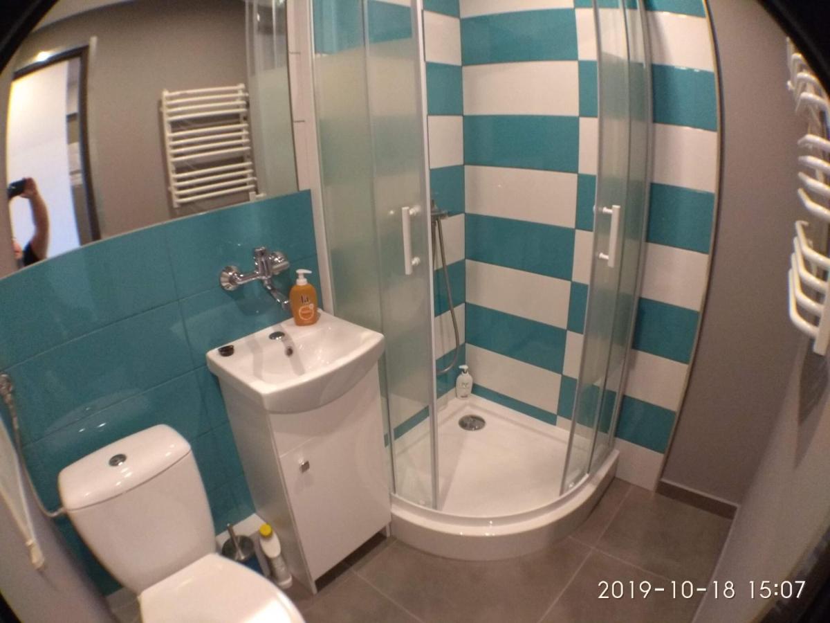 2120 Przyja?ni 4 - Tanie Pokoje - samodzielne zameldowanie - self check in - Housity