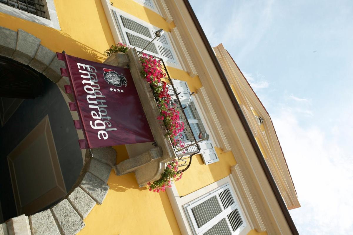 Grand Hotel Entourage - Palazzo Strassoldo - Housity