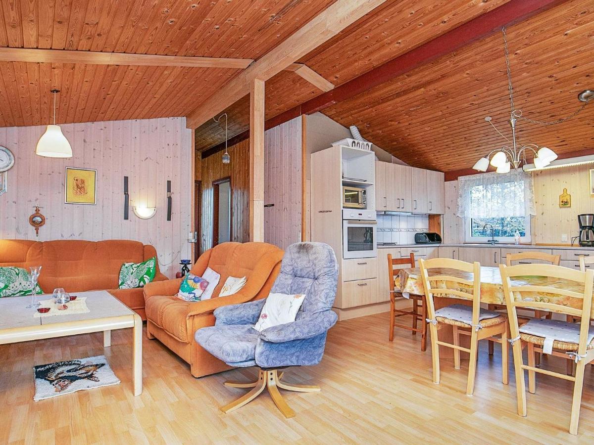 Stunning Holiday Home in Ulfborg with Whirlpool - Housity