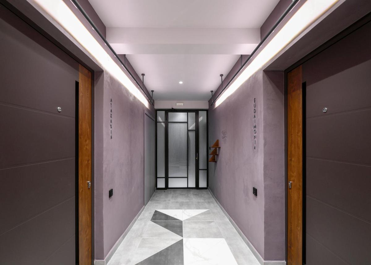 Olvios Luxury Suites - Housity