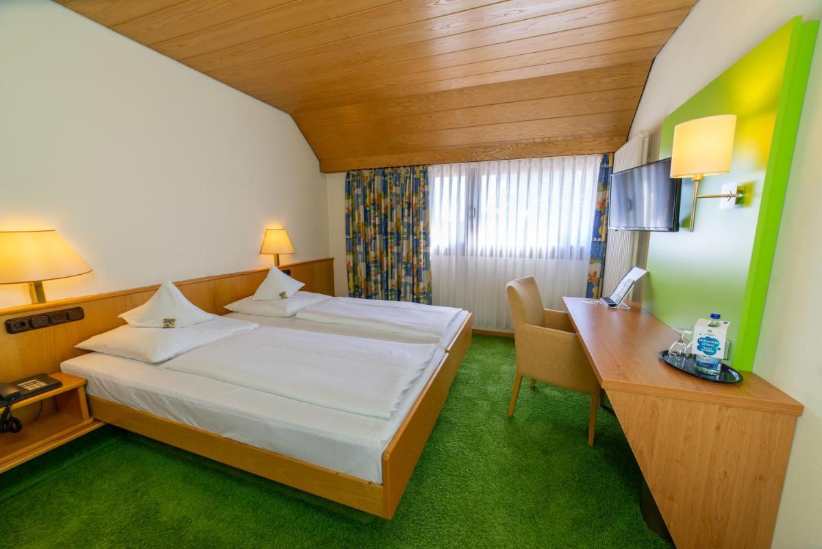 Stadt-gut-Hotel Filderhotel - Housity