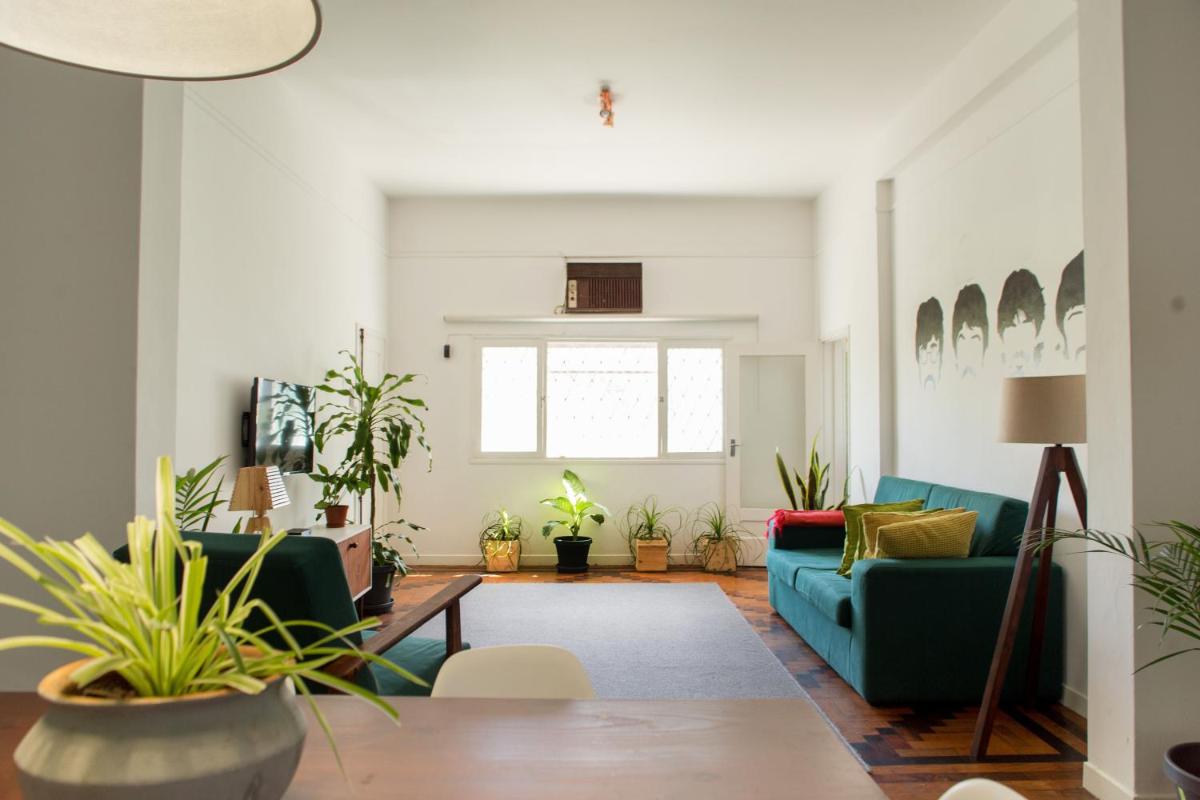 The Beatles Maison - Housity