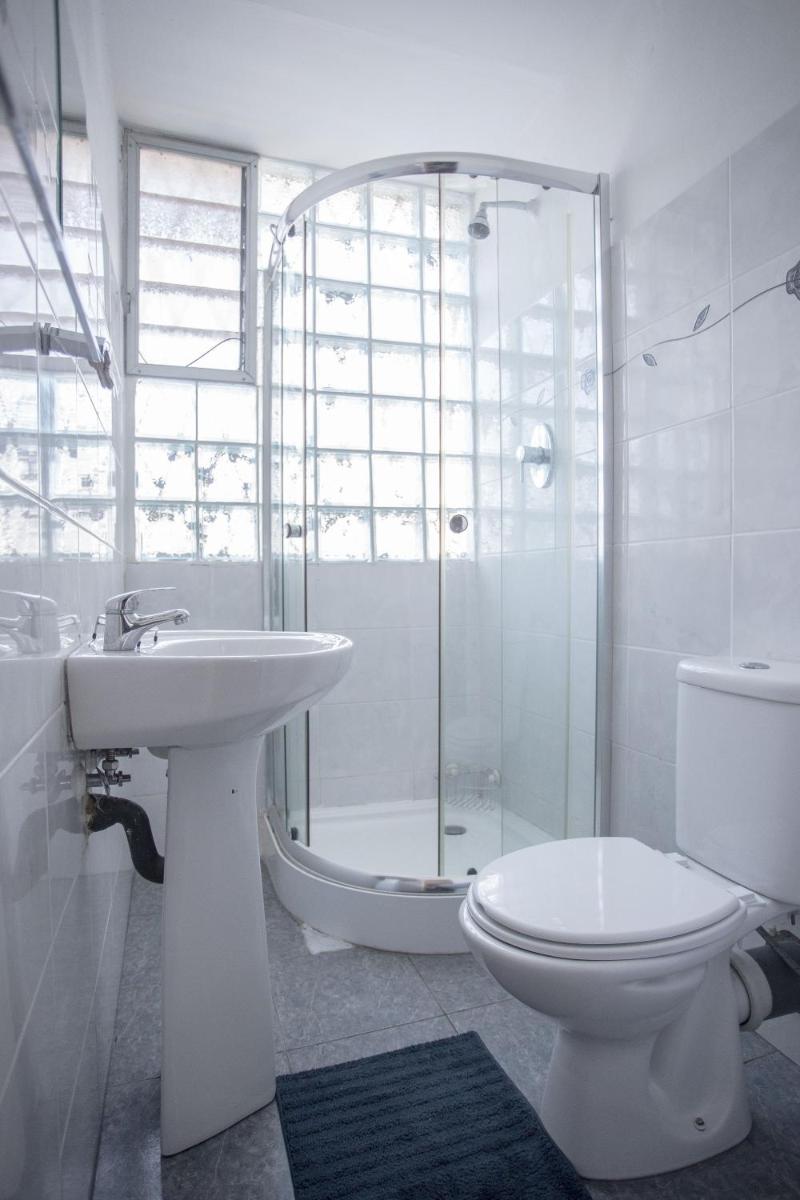 The Beatles Maison - Housity