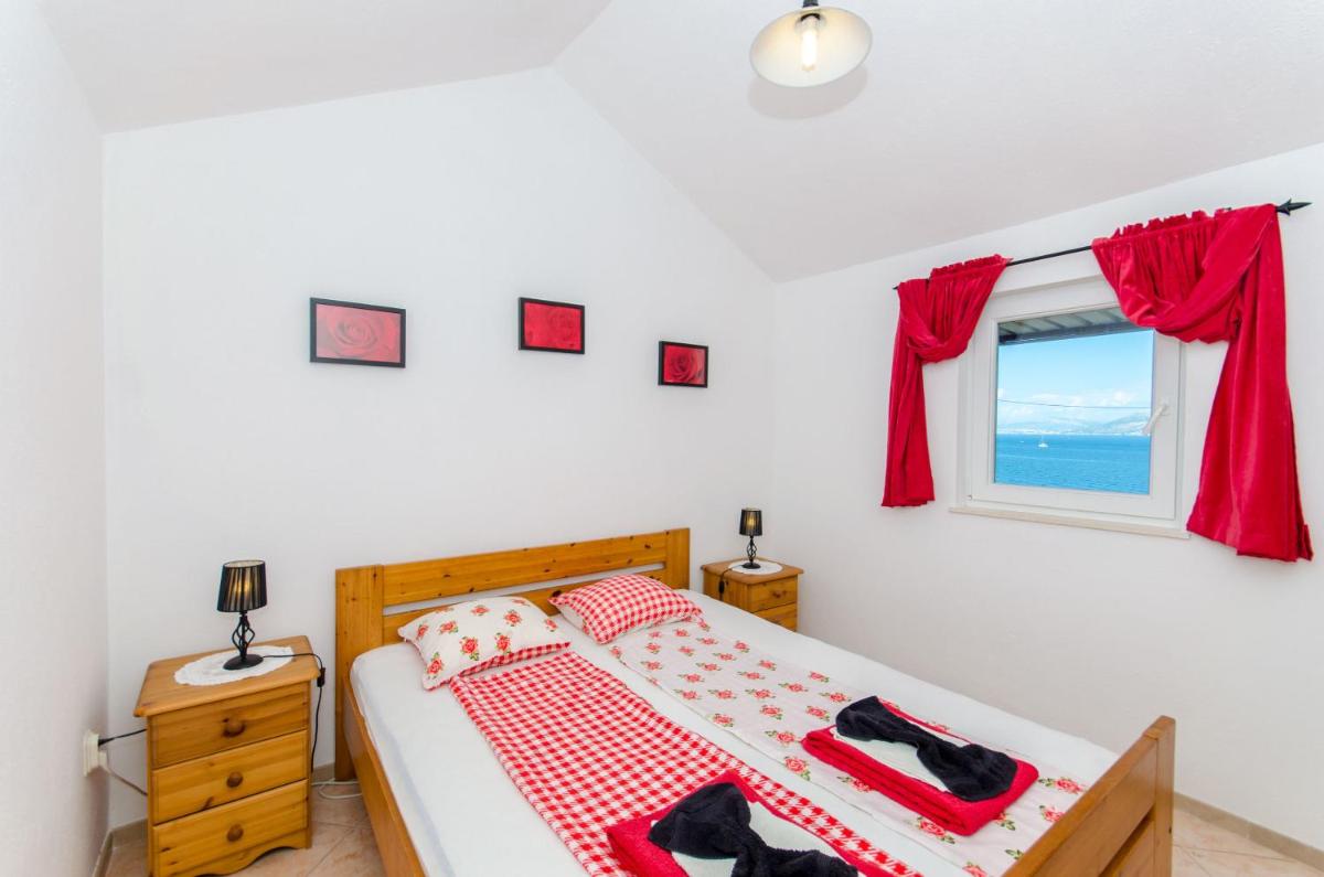 House Romantica - Housity