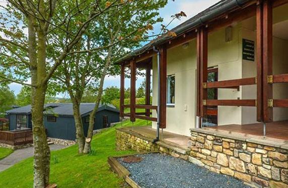 Woodclose Park - Housity