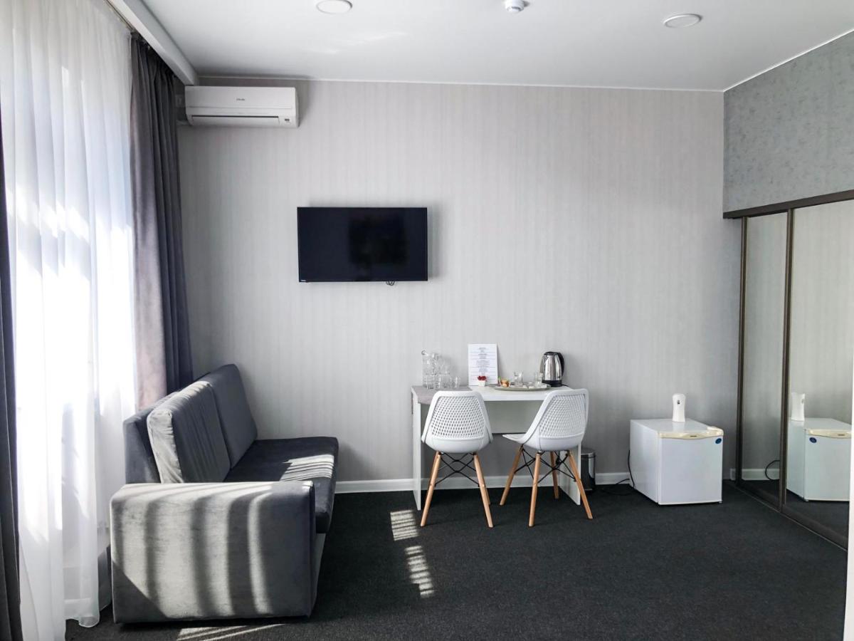 MEDELEAN HOTEL - Housity