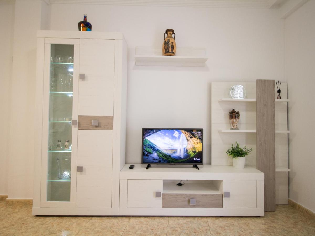 Alacant Home: Santa Pola. Piso moderno a 200 metros de la playa - Housity