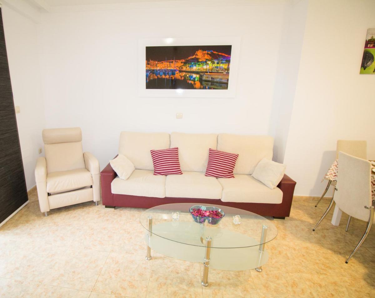 Alacant Home: Santa Pola. Piso moderno a 200 metros de la playa - Housity
