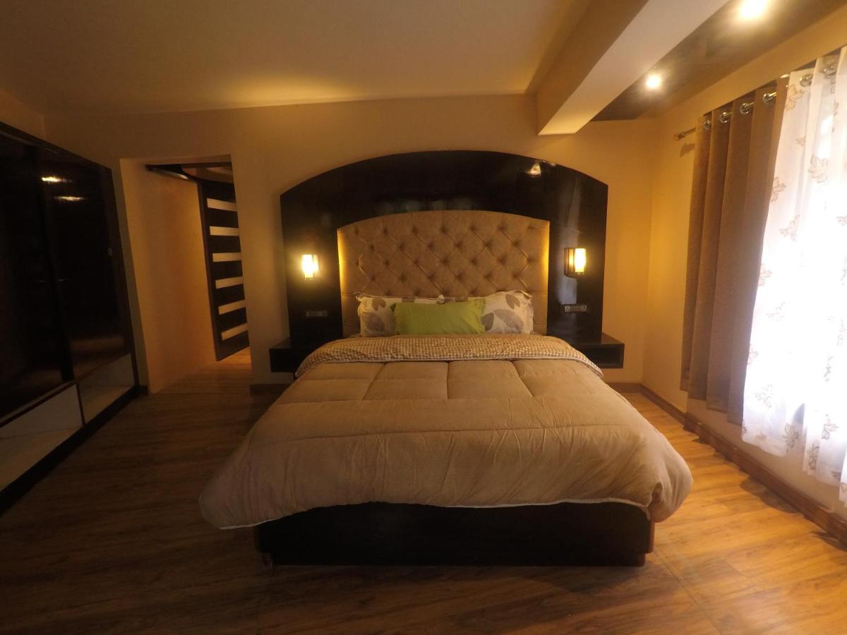 Suitetrails - Sherpa & Sons Apartment