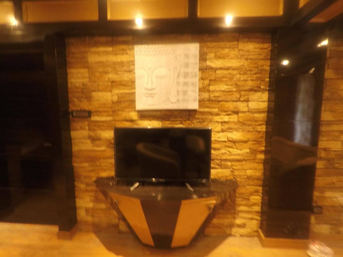 Suitetrails - Sherpa & Sons Apartment