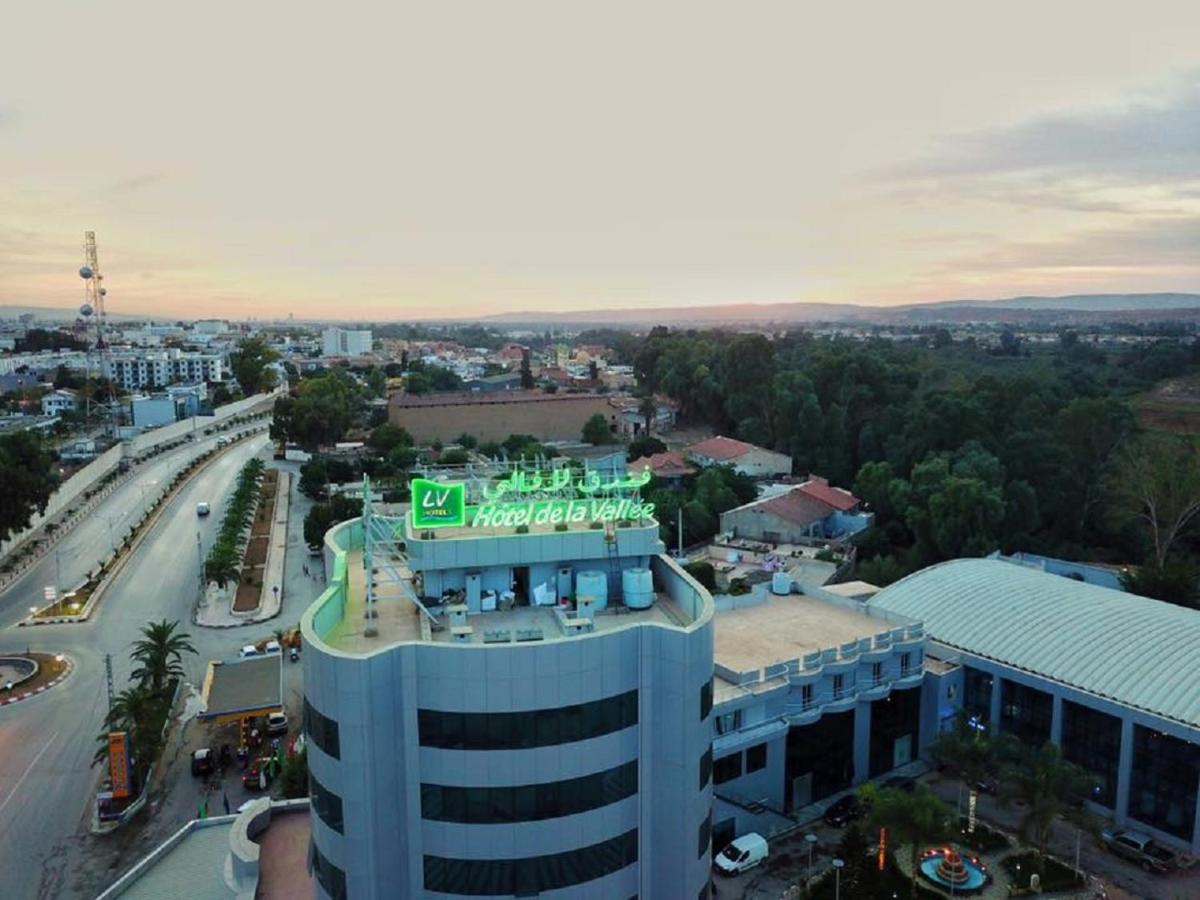 HOTEL DE LA VALLÉE - Hizvo
