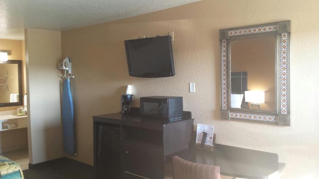 Sona Inn - Housity