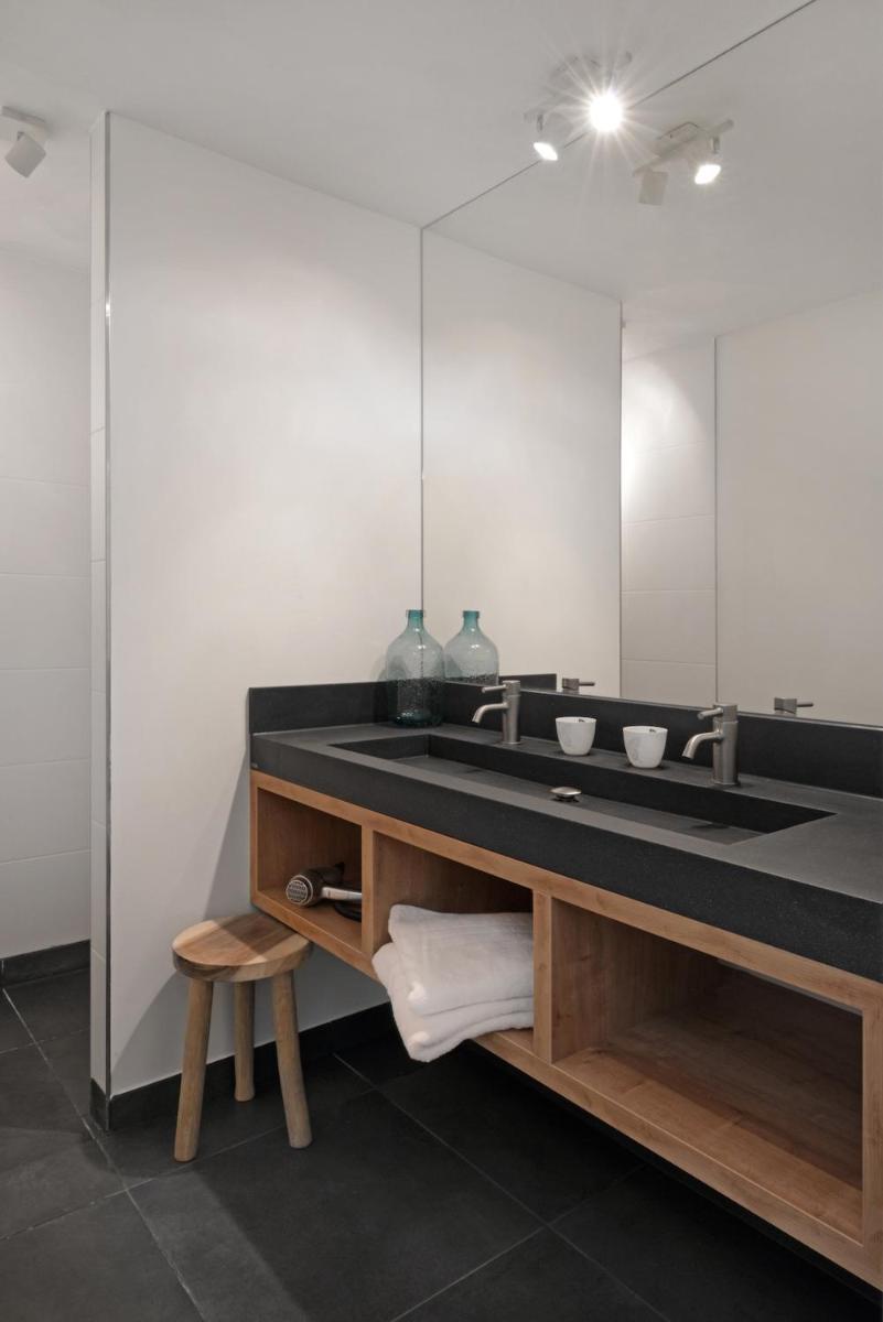 Oasis Punt-West Hotel & Beach Resort - Housity