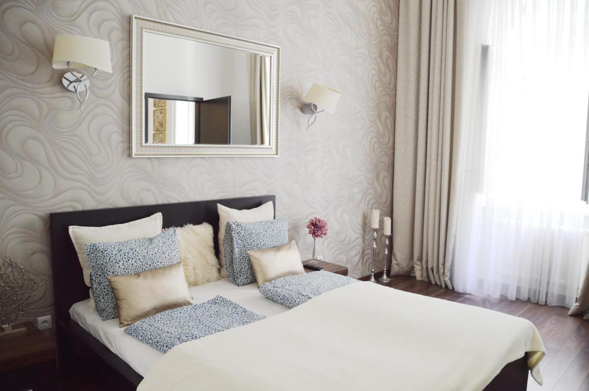 Cozy App heart Budapest - Housity