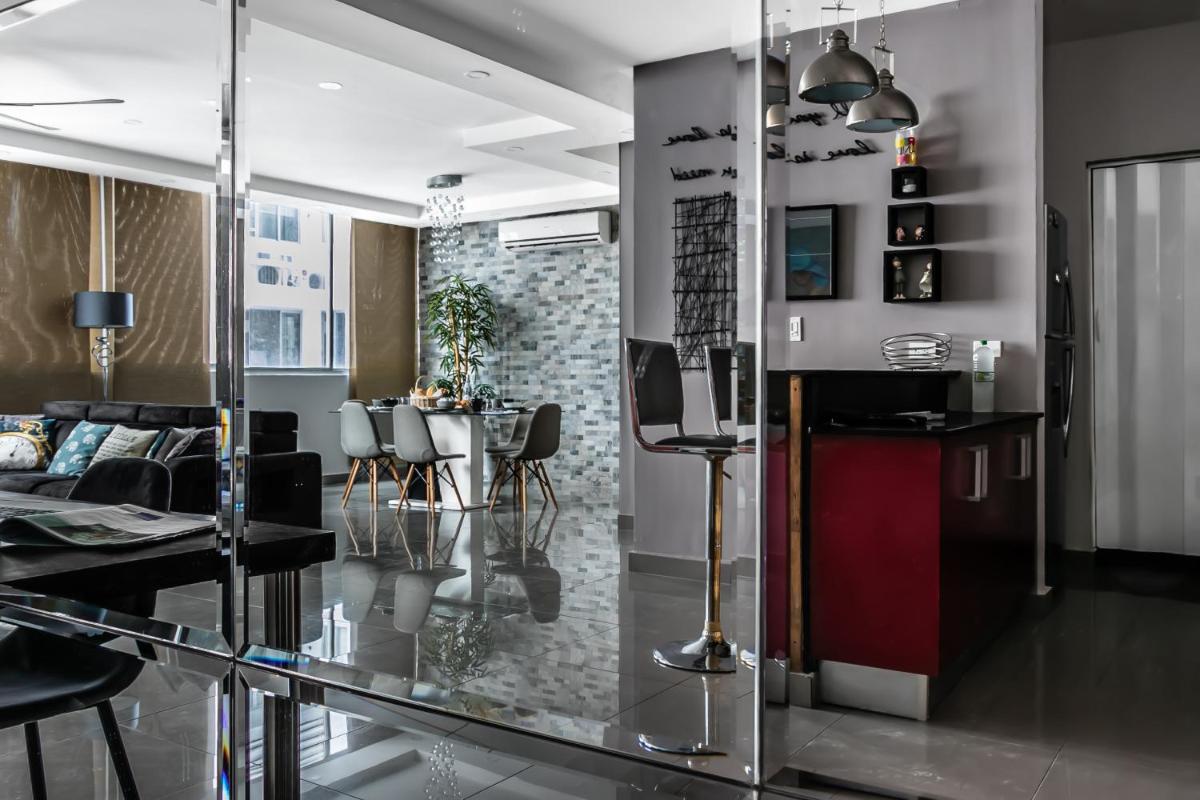 Diaphanous Urban Apartment - PH Quartier 74 - Housity