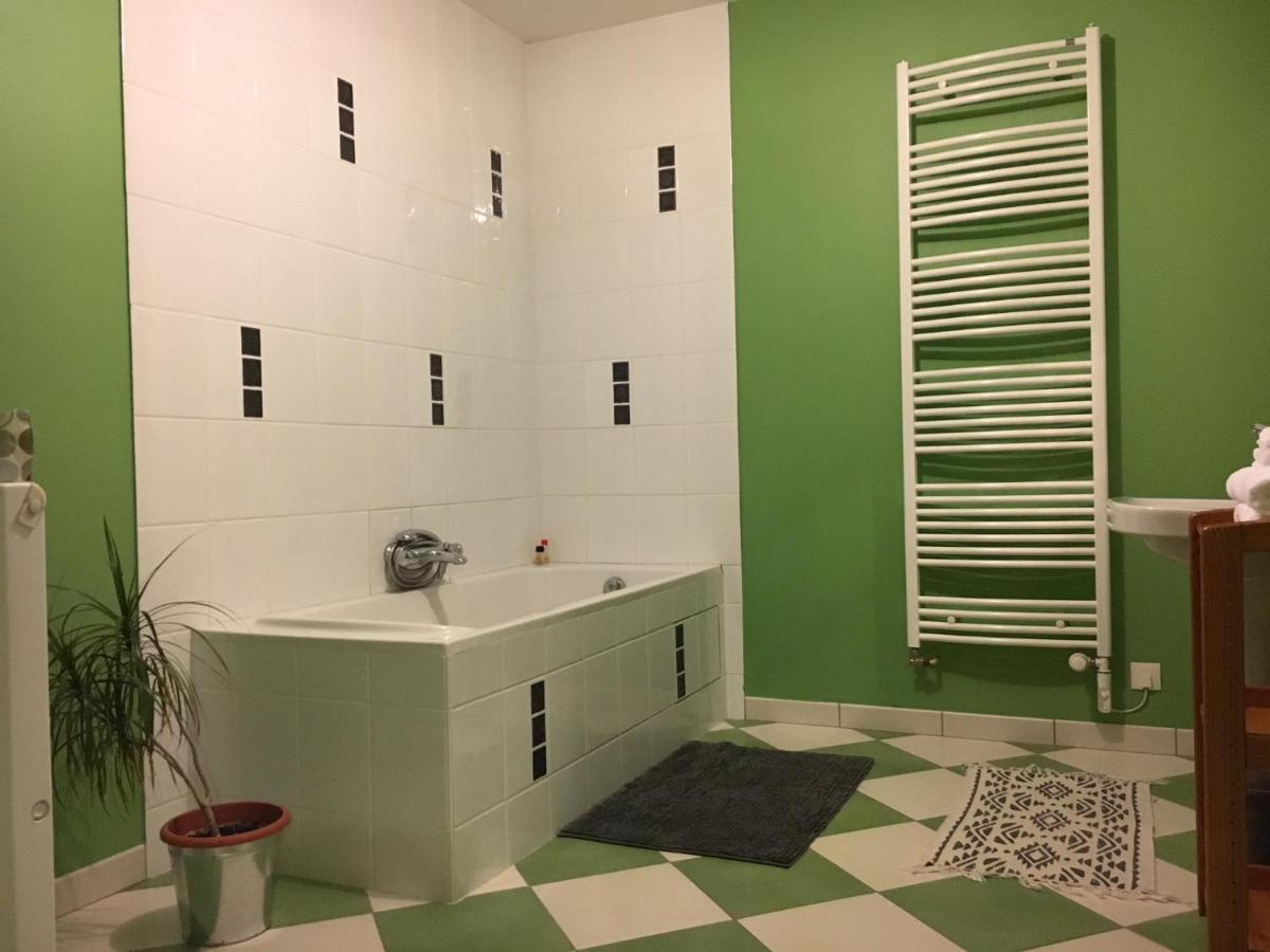 Emel b&b - Housity