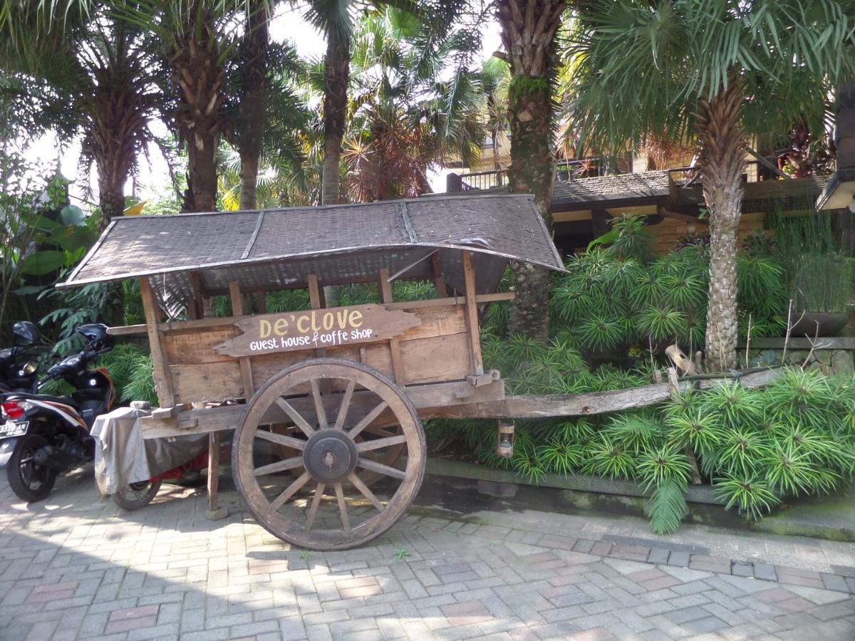 Suitetrails - De'Clove Guest House