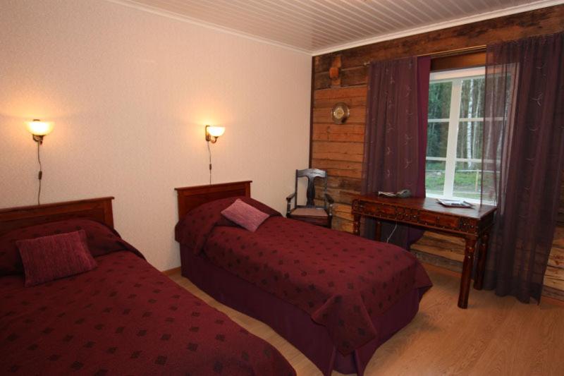 Hotel Sininen Helmi - Housity